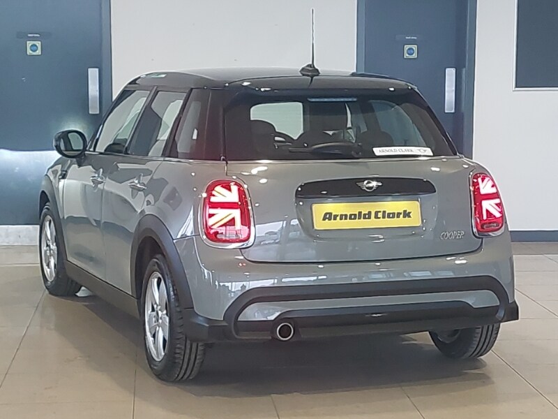 Used MINI Hatch 2022 for sale - 76397555: Photo 3