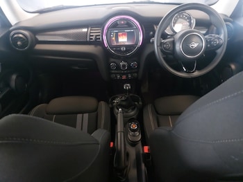 Used MINI Hatch 2019 for sale - 78933118: Photo