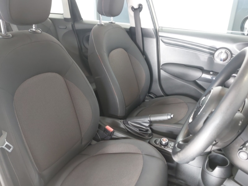 Used MINI Hatch 2019 for sale - 77019803: Photo 11