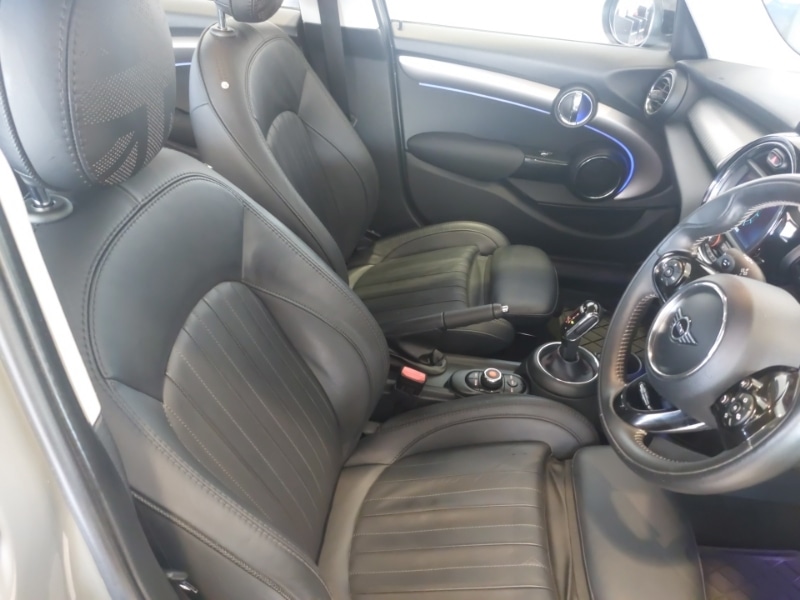 Used MINI Hatch 2019 for sale - 76543723: Photo 11