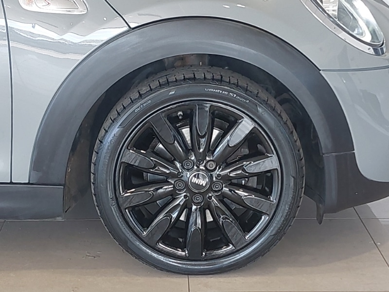 Used MINI Hatch 2019 for sale - 76543723: Photo 14