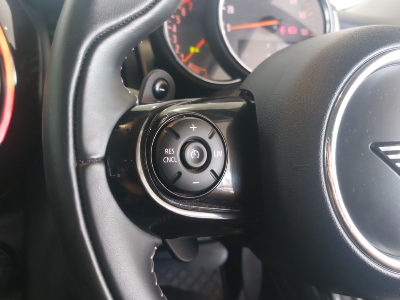 Used MINI Hatch 2019 for sale - 76543723: Photo 19