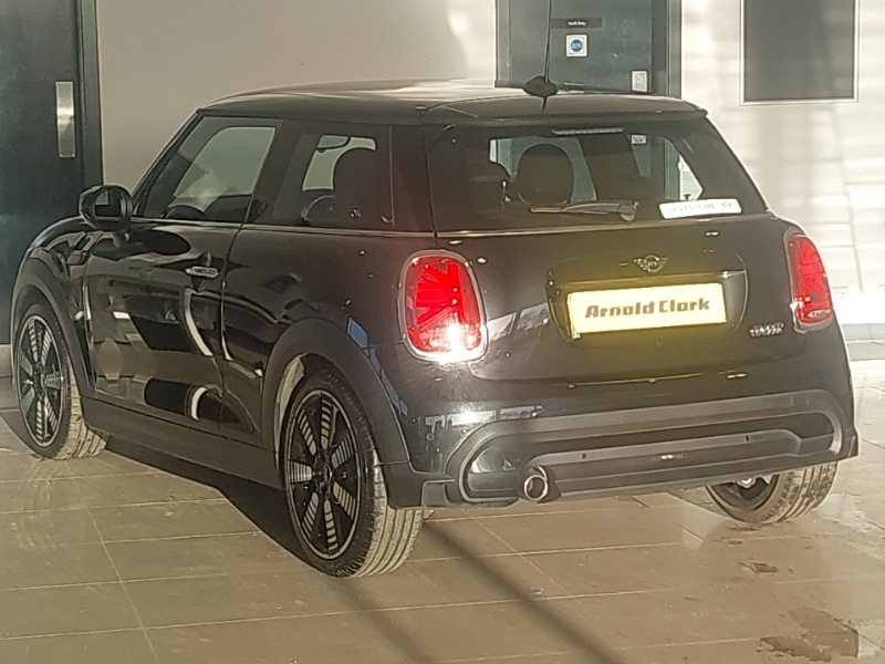 Used MINI Cooper 2023 for sale - 76964059: Photo 3