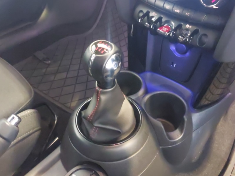 Used MINI Hatch 2019 for sale - 76335880: Photo 10