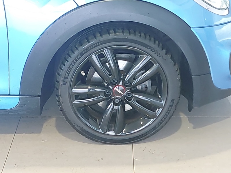 Used MINI Hatch 2019 for sale - 76335880: Photo 14