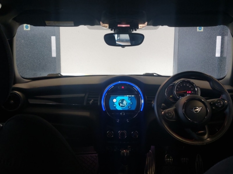 Used MINI Hatch 2019 for sale - 76335880: Photo 4