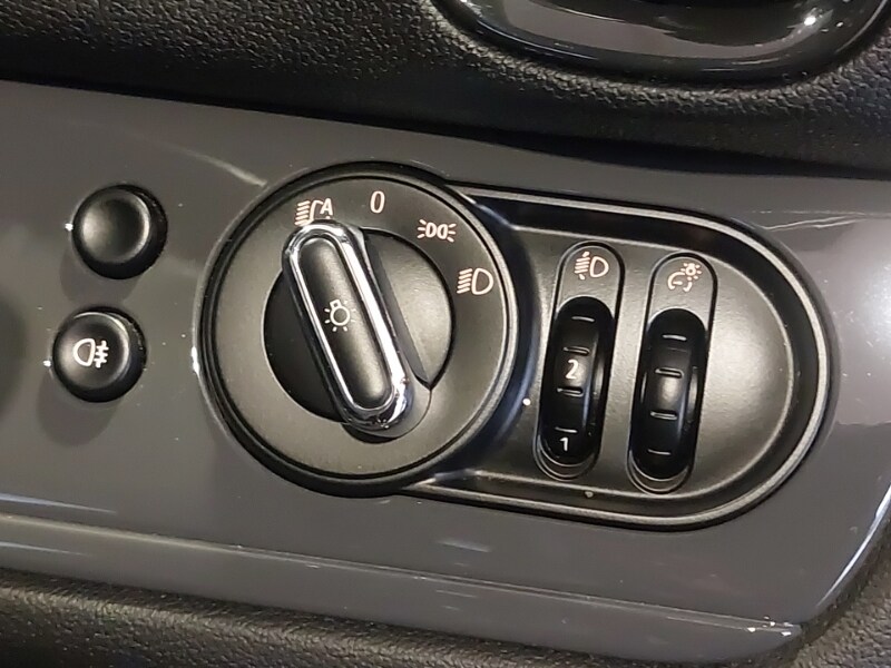 Used MINI Cooper 2019 for sale - 76134926: Photo 17