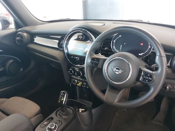 Used MINI Cooper 2023 for sale - 78700413: Photo