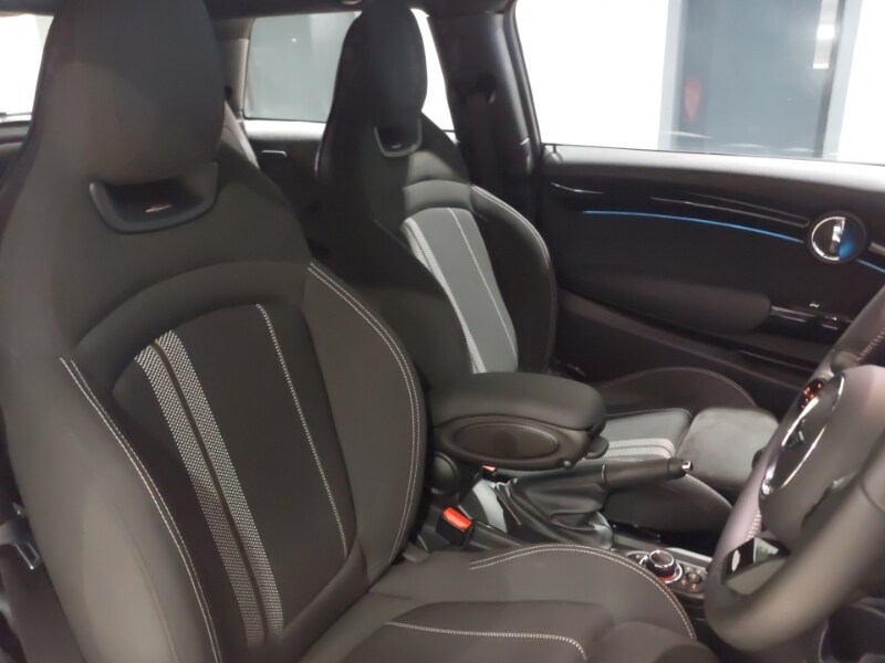 Used MINI Hatch 2023 for sale - 76614236: Photo 11