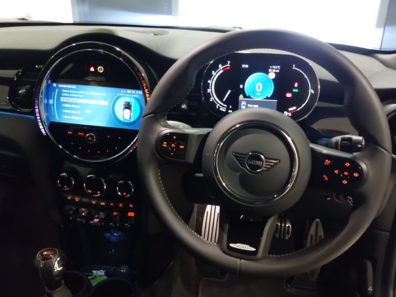 Used MINI Hatch 2023 for sale - 76614236: Photo 5