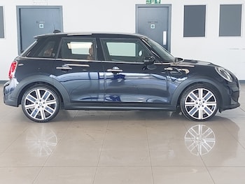 Used MINI Hatch 2023 for sale - 79457918: Photo