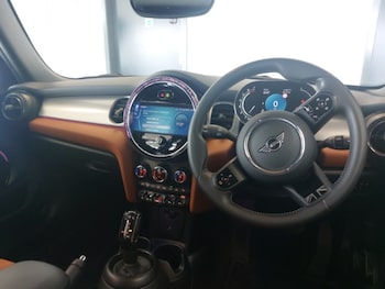 Used MINI Hatch 2023 for sale - 79457918: Photo