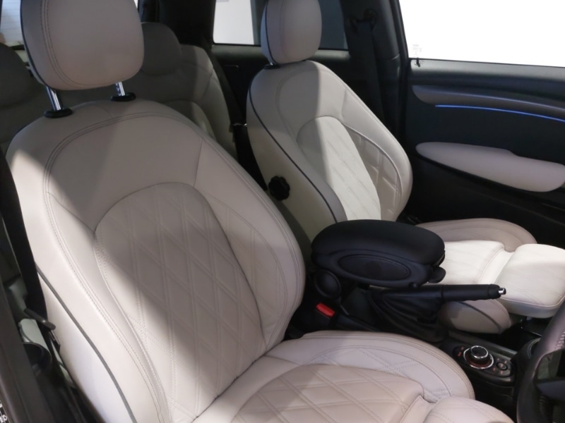 Used MINI Hatch 2023 for sale - 76560622: Photo 11