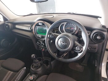 Used MINI Cooper 2019 for sale - 78023734: Photo