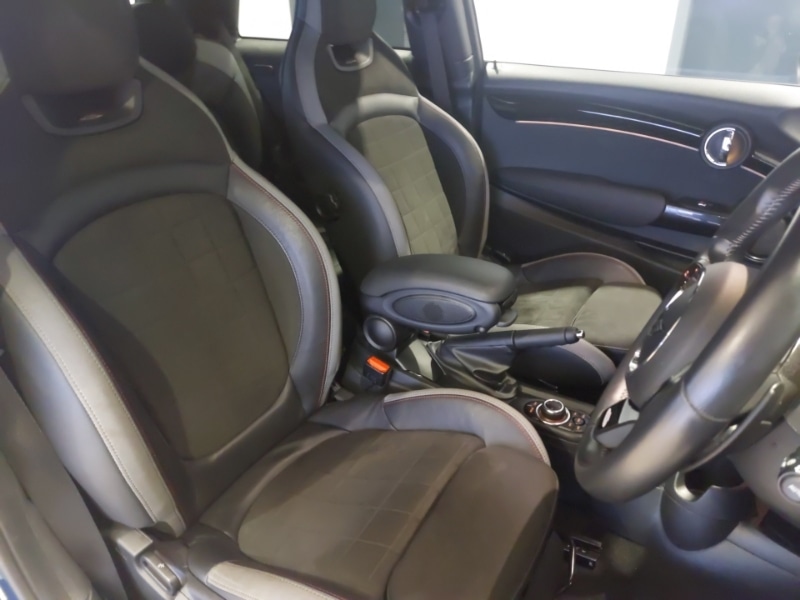 Used MINI Hatch 2022 for sale - 77357982: Photo 11