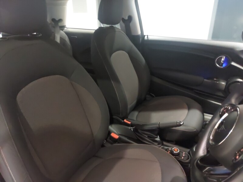 Used MINI Hatch 2018 for sale - 77209237: Photo 11