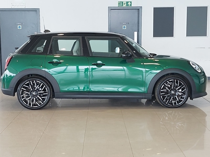 Used MINI Cooper 2024 for sale - 78033097: Photo 2