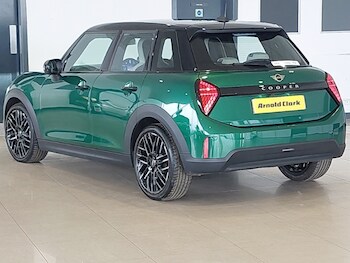 Used MINI Cooper 2024 for sale - 78033097: Photo