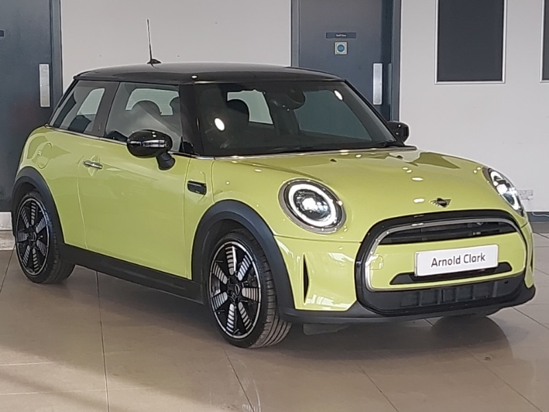 Used MINI Hatch 2022 for sale - 76383937: Photo 1