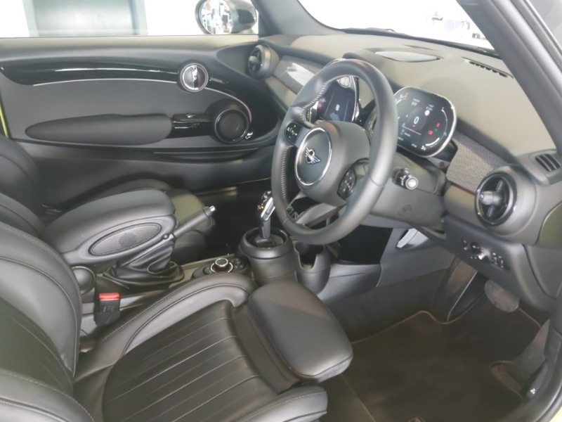 Used MINI Hatch 2022 for sale - 76383937: Photo 6