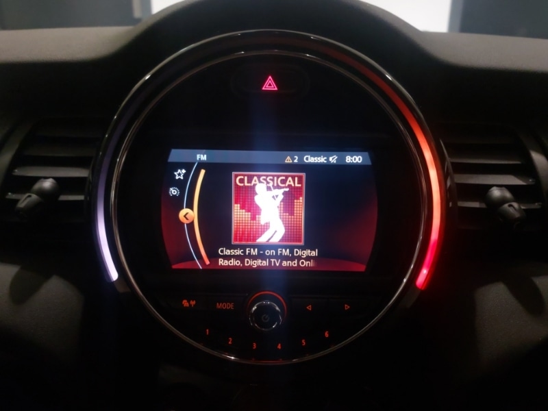 Used MINI Hatch 2019 for sale - 77142093: Photo 8