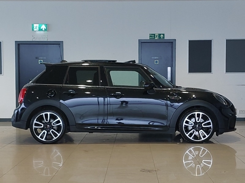 Used MINI Hatch 2024 for sale - 77433840: Photo 2