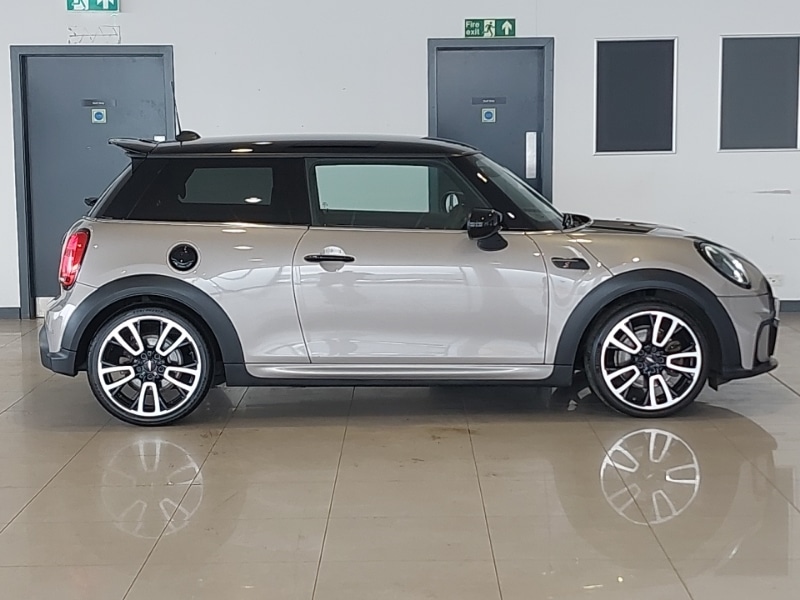 Used MINI Cooper 2022 for sale - 77832723: Photo 2
