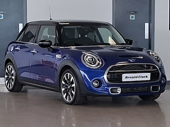 Used MINI Hatch 2020 for sale - 79517527: Photo