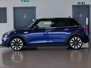 Used MINI Hatch 2020 for sale - 79517527: Photo