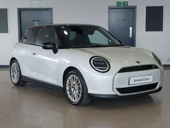 2024 - 160kW SE Exclusive 54kWh 3dr Auto