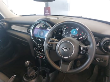 Used MINI Hatch 2023 for sale - 78079981: Photo