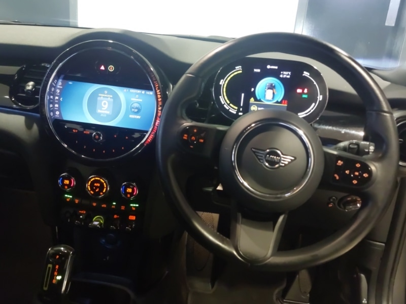 Used MINI Hatch 2022 for sale - 76889425: Photo 5