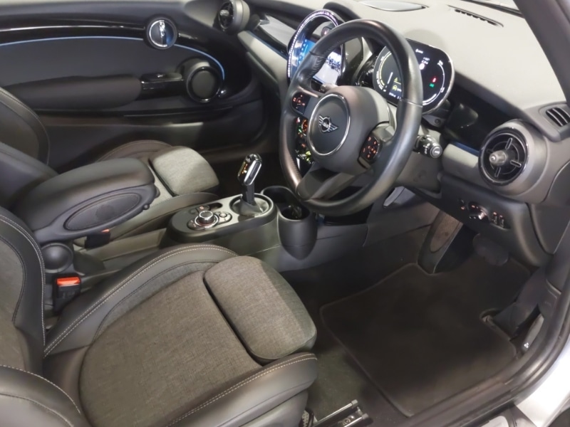 Used MINI Hatch 2022 for sale - 76889425: Photo 6