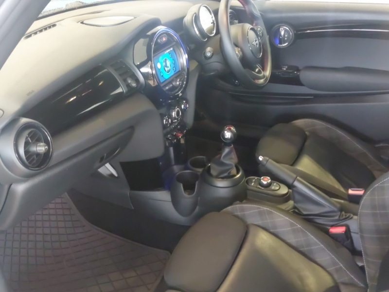 Used MINI Hatch 2019 for sale - 76619183: Photo 7