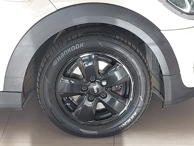 Used MINI Hatch 2019 for sale - 76556584: Photo 14