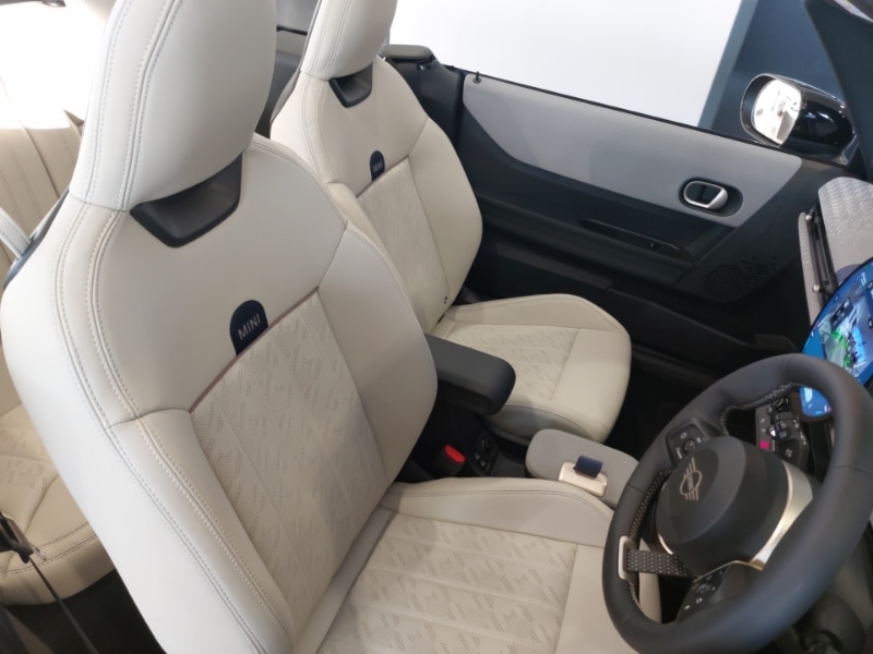 Used MINI Cooper 2025 for sale - 77012590: Photo 11