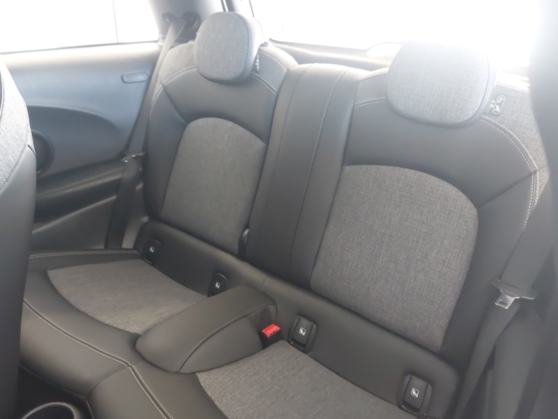 Used MINI Hatch 2023 for sale - 77731557: Photo 12