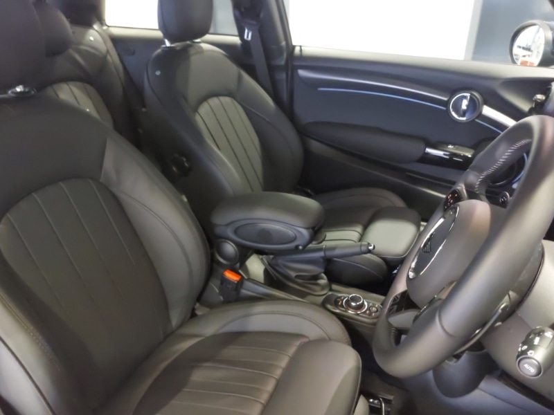 Used MINI Cooper 2023 for sale - 77184046: Photo 11