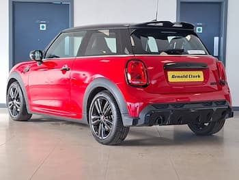 Used MINI Hatch 2023 for sale - 79858017: Photo