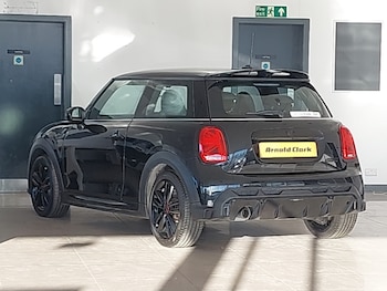 Used MINI Cooper 2023 for sale - 76629441: Photo