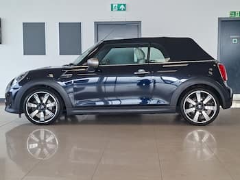 Used MINI Convertible 2024 for sale - 79823123: Photo
