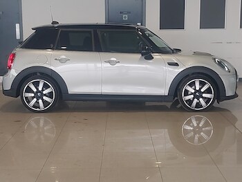 Used MINI Hatch 2022 for sale - 77252475: Photo