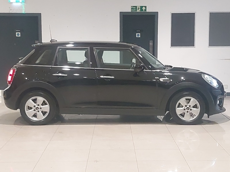 Used MINI Hatch 2019 for sale - 76959364: Photo 2