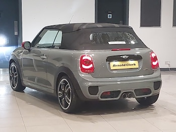 Used MINI Convertible 2017 for sale - 76713595: Photo