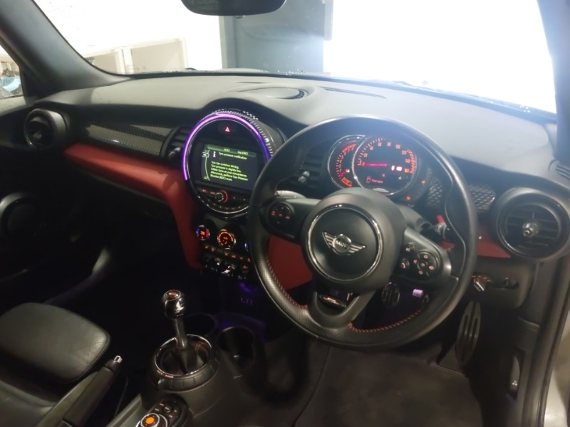 Used MINI Convertible 2017 for sale - 76713595: Photo 4