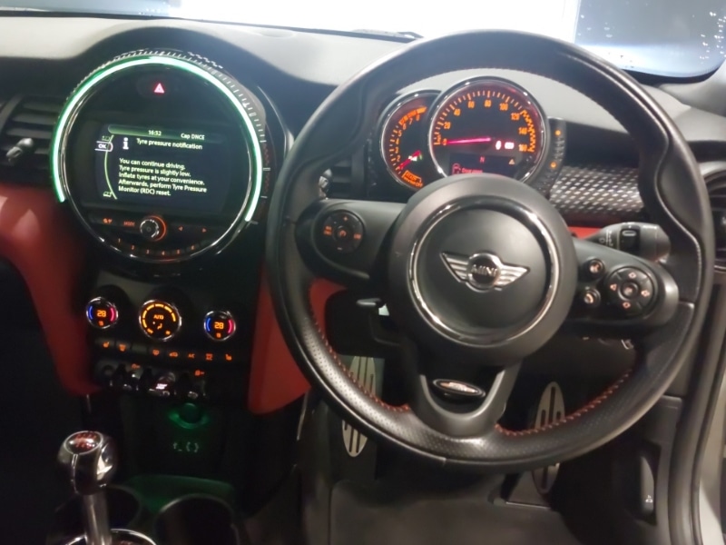 Used MINI Convertible 2017 for sale - 76713595: Photo 5