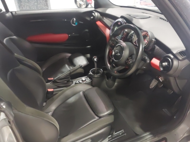 Used MINI Convertible 2017 for sale - 76713595: Photo 6