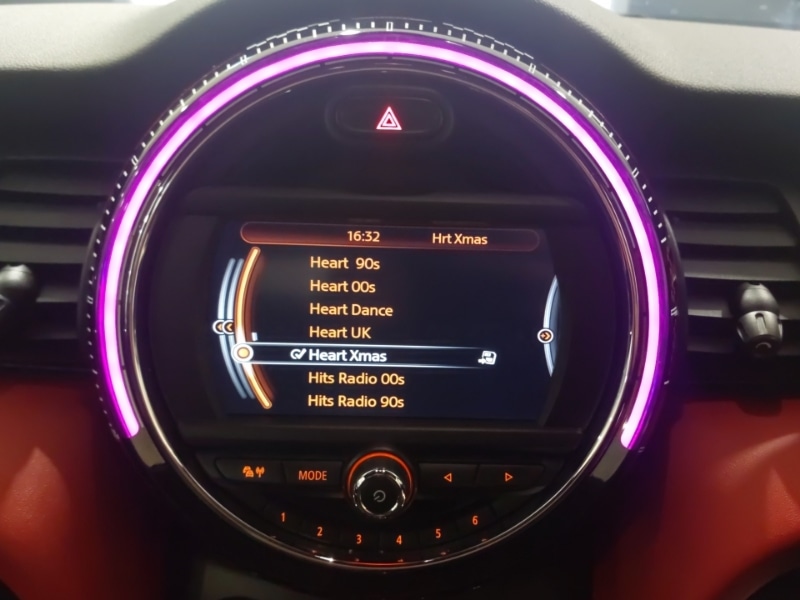 Used MINI Convertible 2017 for sale - 76713595: Photo 8