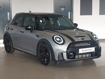 Used MINI Hatch 2023 for sale - 76856742: Photo