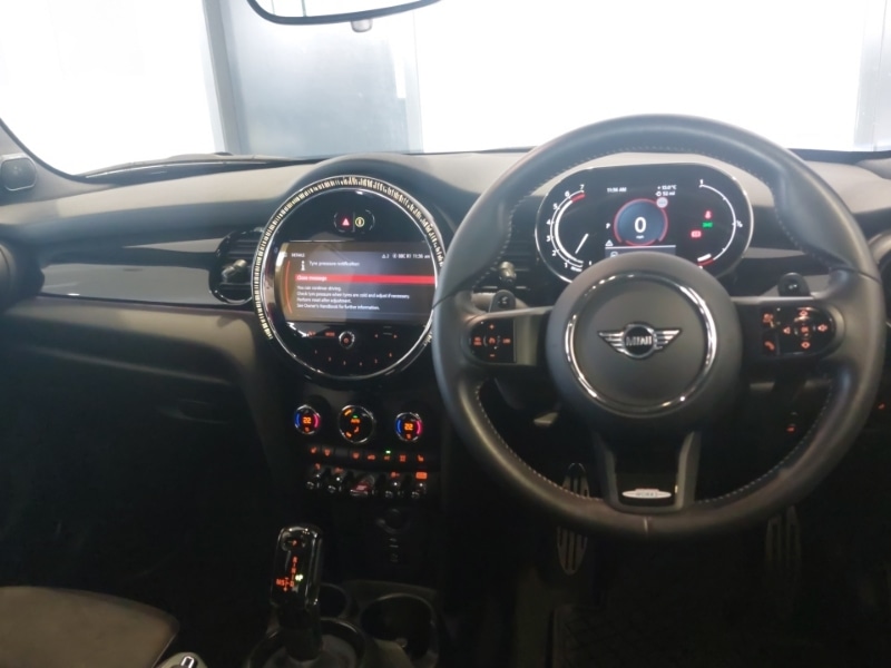 Used MINI Hatch 2023 for sale - 76856742: Photo 4